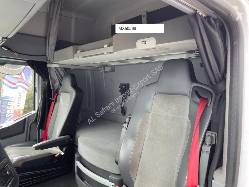 جرار Renault T460