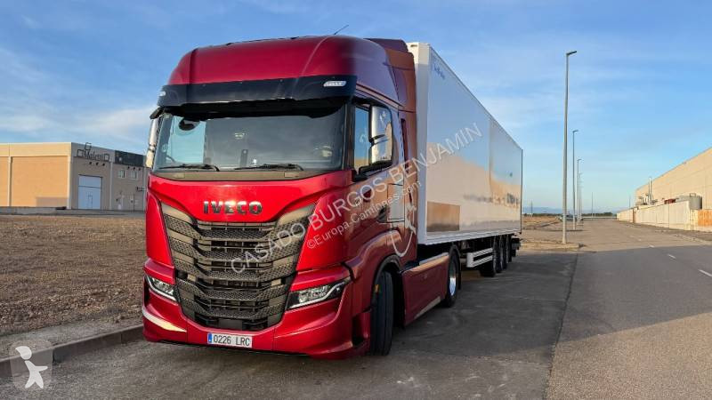 Traktor Iveco