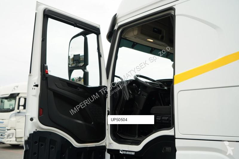 Влекач Iveco / 510