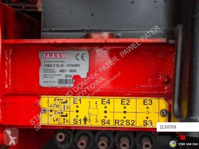 Влекач Mercedes MERCEDES BENZ 3251 8x4 Fassi F...