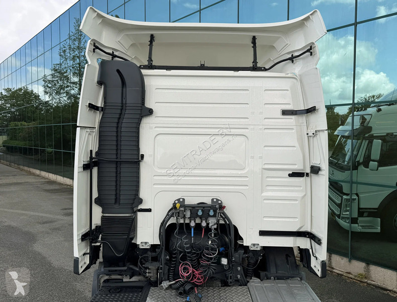 جرار Volvo EURO 6 VOL LUCHTGEVEERD 2XTANKS 106...