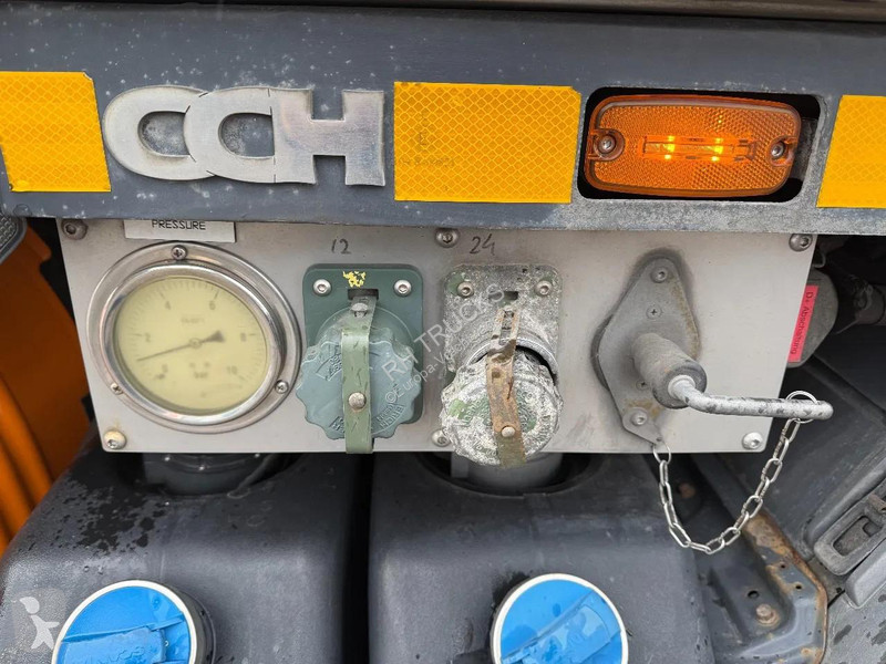 جرار Scania 490 10X4 EUO 6