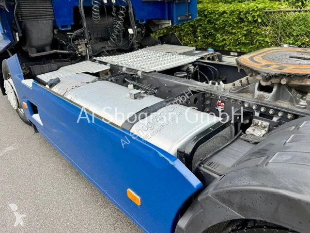 جرار Renault T460...