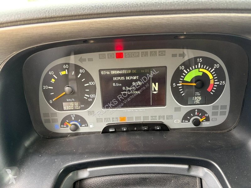 جرار Mercedes 2051 + 4X4 + V8 ENGINE +...