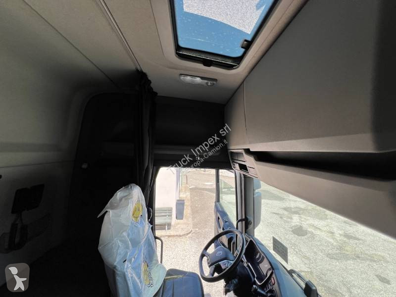 جرار Scania