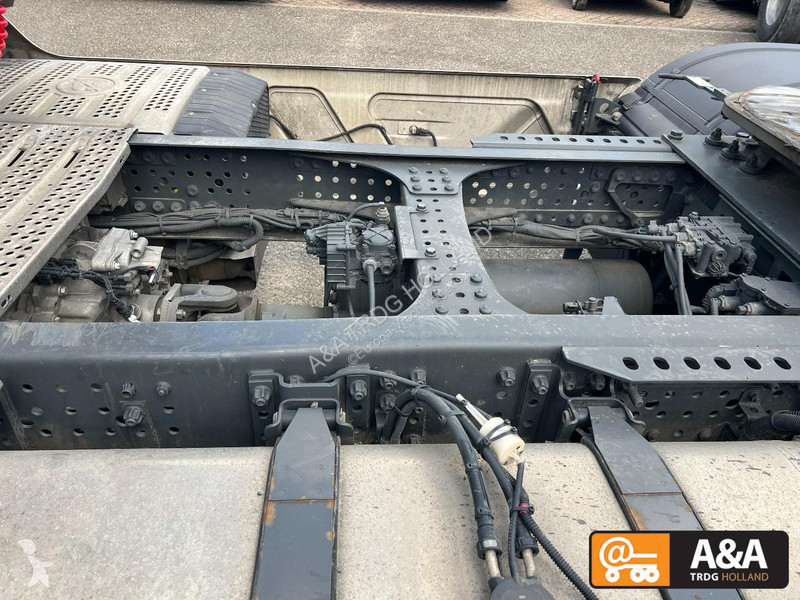 Cabeza tractora Mercedes ACTROS 1845