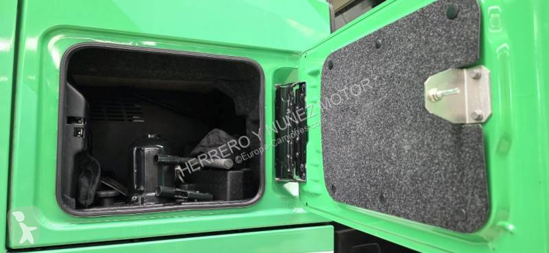 جرار Iveco