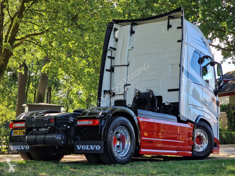 جرار Volvo Aero Globetrotter XL 4x2 - New -...