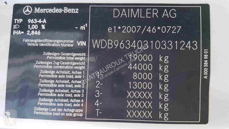 جرار Mercedes