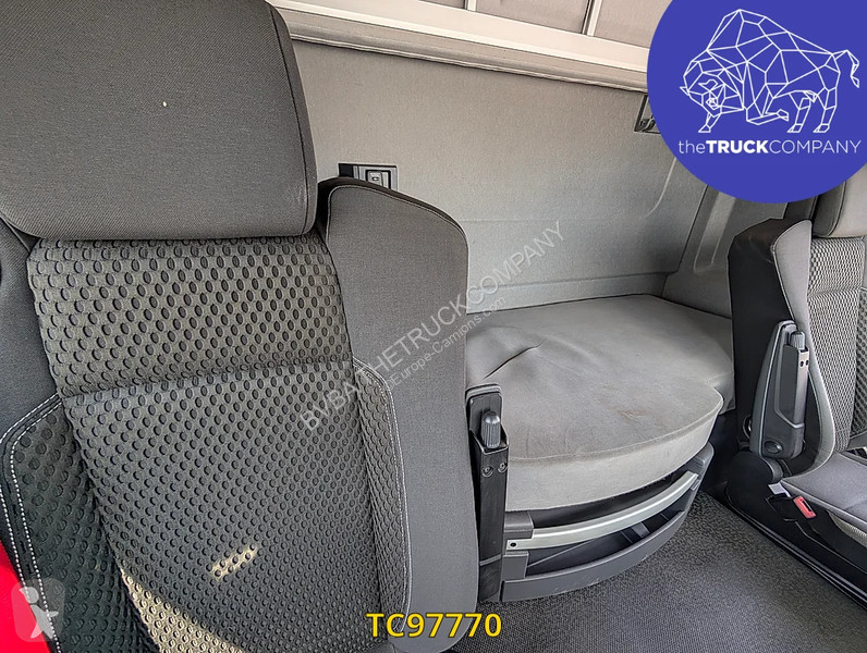 جرار Renault T 460