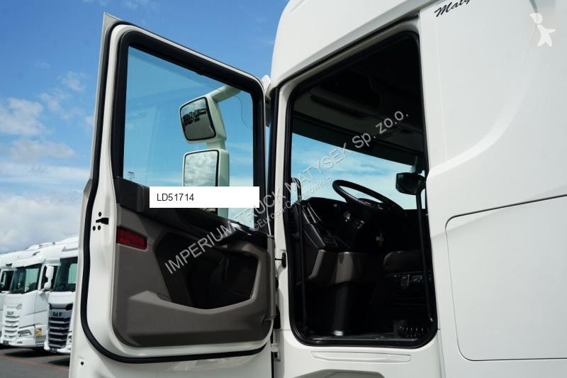 جرار Scania S 450