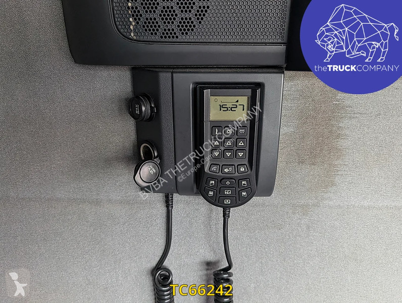 جرار Renault T 520