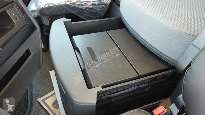 Trattore Stradale Renault  T 520 (LOCATION /...