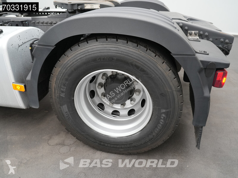 جرار Volvo FH 460 4X2 Retarder 2x Tanks 90% Tyres!
