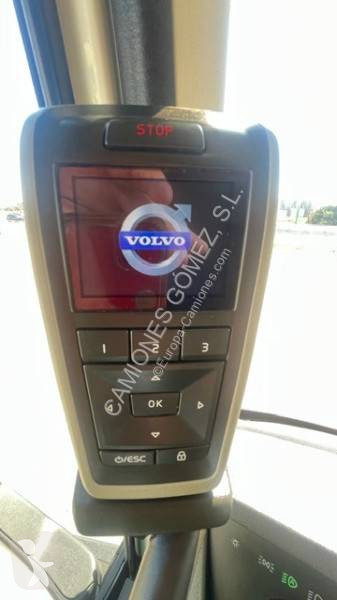 جرار Volvo