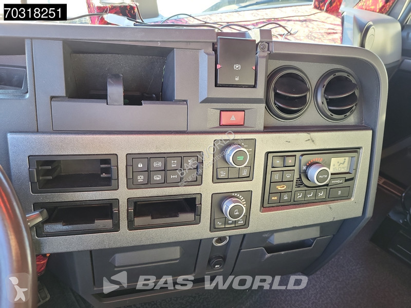 Trekker Renault T 480 T 4X2 HIGH 2xTanks Xenon...