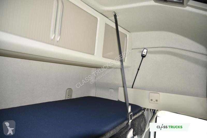 جرار Volvo 500 Globetrotter XL Retarder...