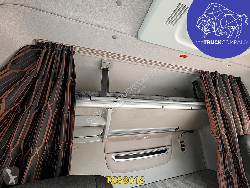 جرار DAF XF