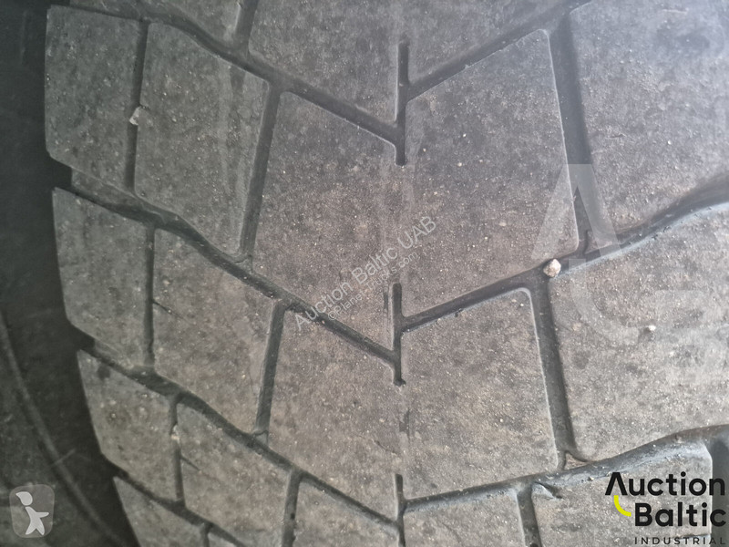 Cabeza tractora Renault THIGH440