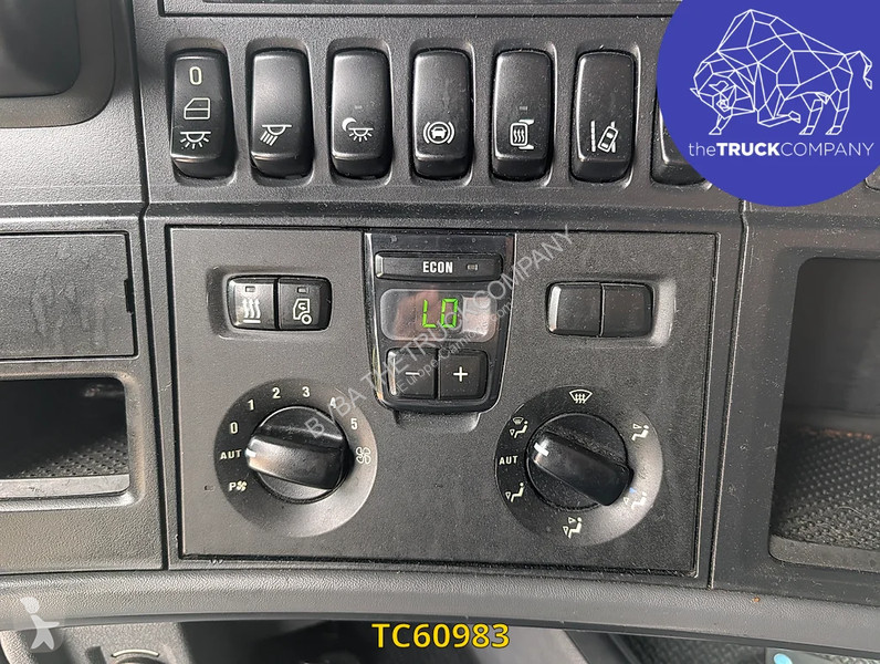 Tracteur Scania 490