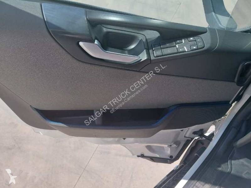 Cabeza tractora Volvo