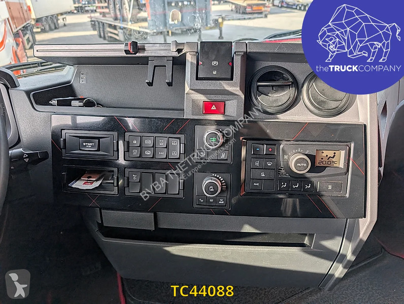 Cabeza tractora Renault T 480