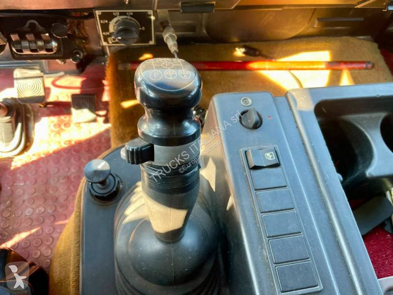 Cabeza tractora Iveco