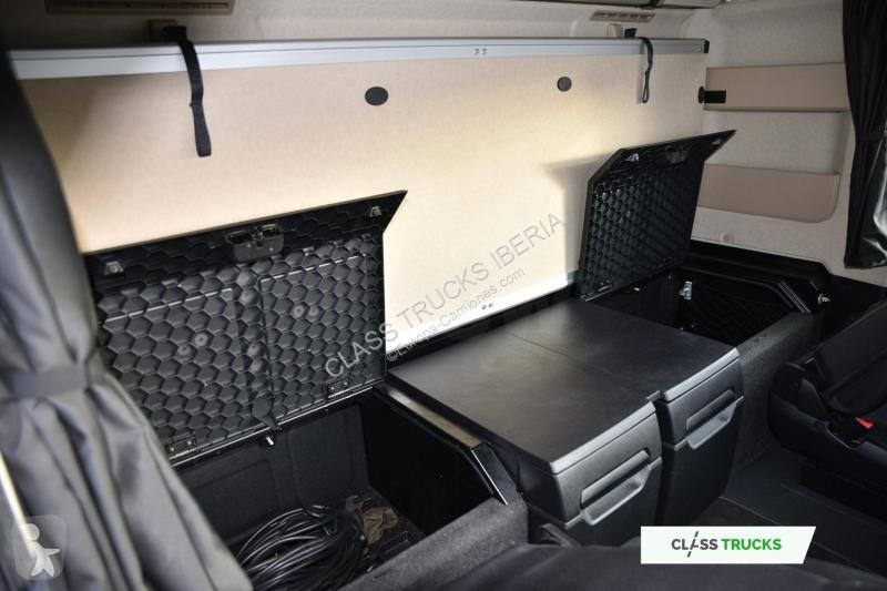 Tahač Mercedes 5 1845 BigSpace MirrorCam