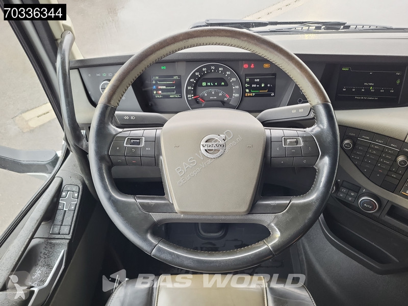 Tahač Volvo FH 460 4X2 Globe Alcoa's Leder