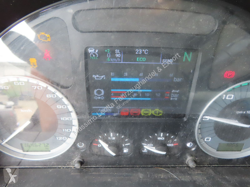 Cabeza tractora Iveco 490
