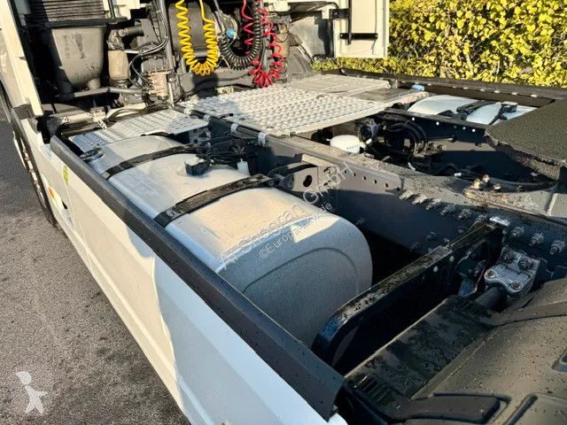 Cabeza tractora Volvo 500 Globetrotter / 2 x...