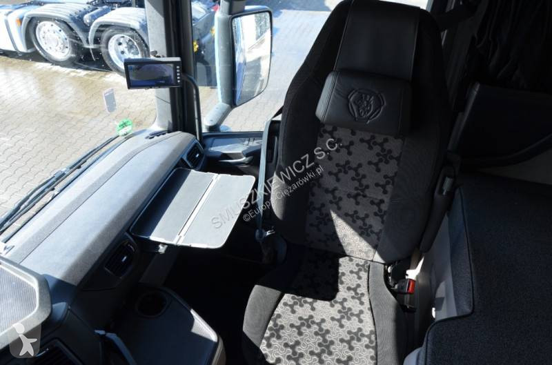 Cap tractor Scania 560