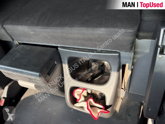 Cap tractor Iveco AT440.460