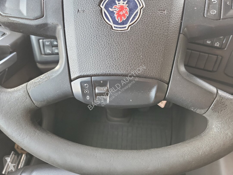 Ciągnik siodłowy Scania 450
