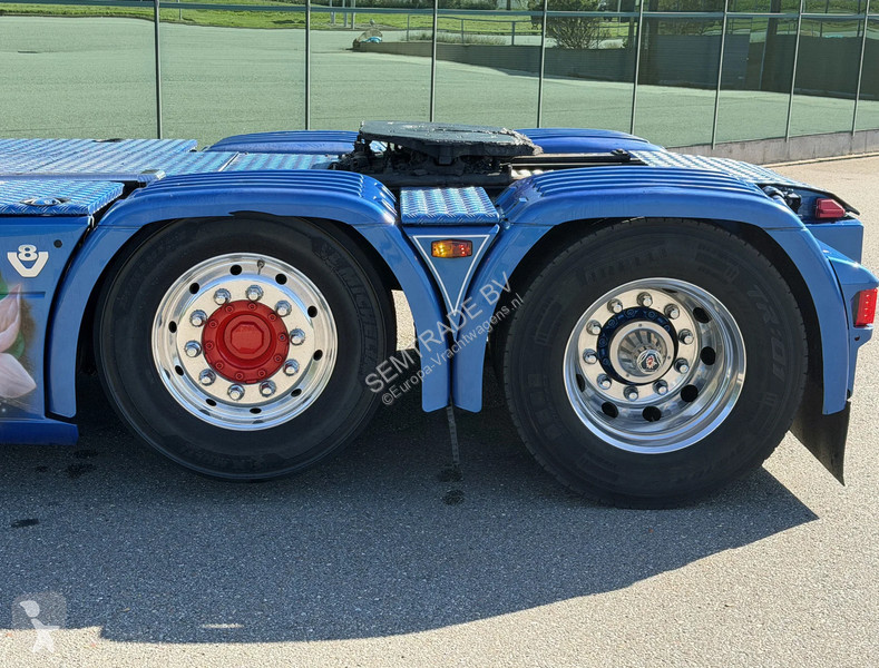 Тягач Scania R520 V8 EURO 6 KING FU AIR...