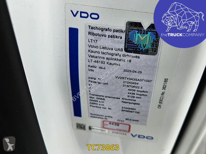 Тягач Volvo Aero 460