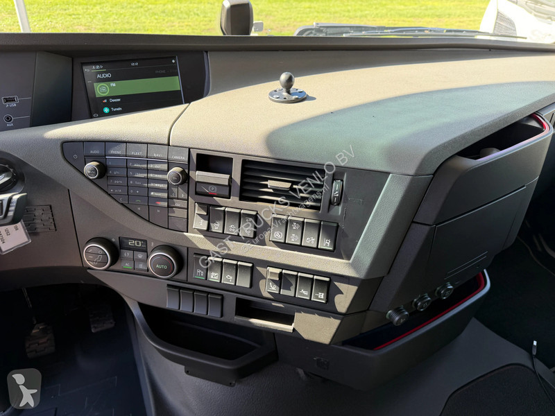 Тягач Volvo 500 6x2 Retarder ADR Full Air WB...