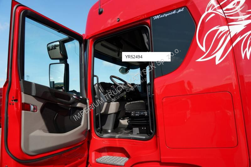Тягач Scania R 460
