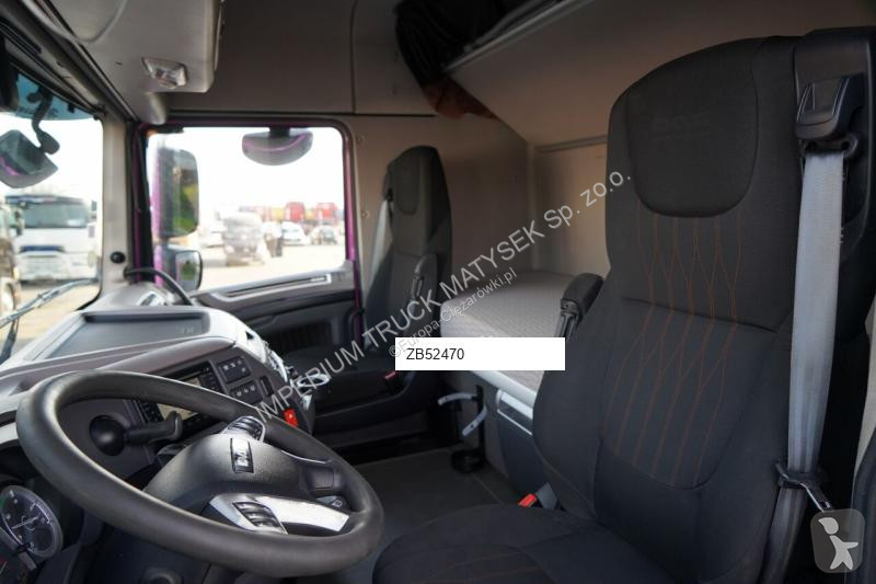 Тягач DAF XF 530