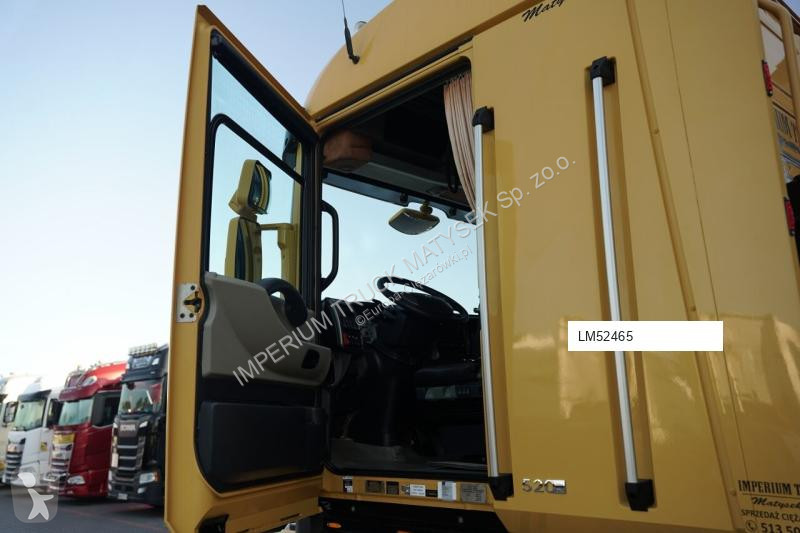 Тягач Renault MAGNUM 520