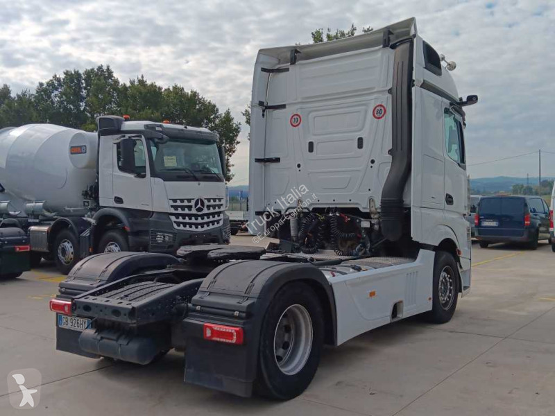 Trattore Stradale Mercedes V - 5 1853 LS 4x2
