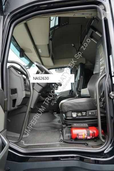 Влекач Volvo FH 500 / XXL / RETARDER / LOWDECK...