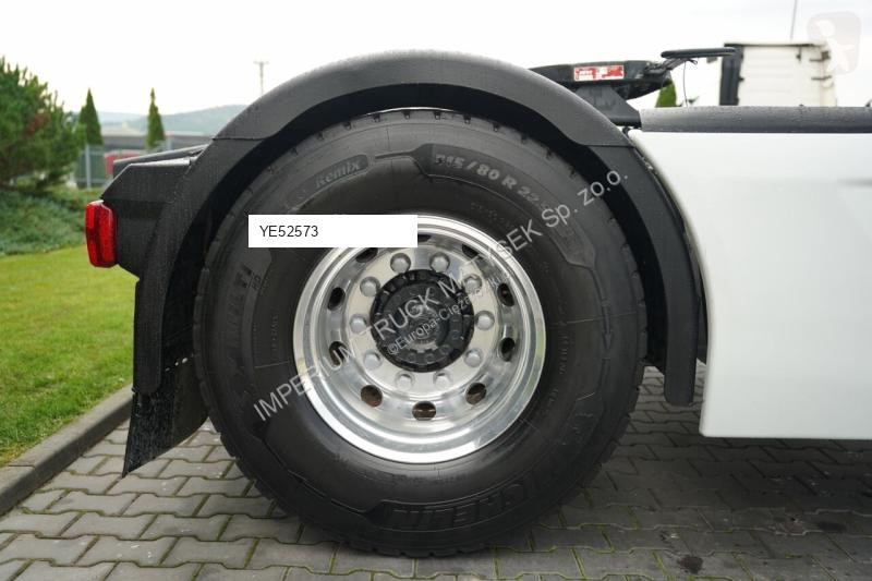 جرار Iveco 420