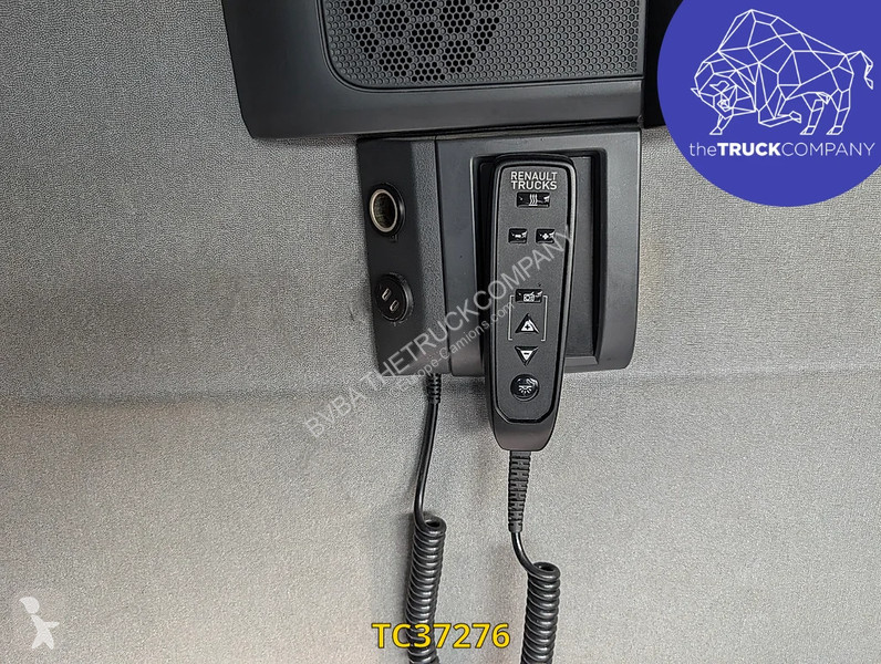 Ciągnik siodłowy Renault T 520