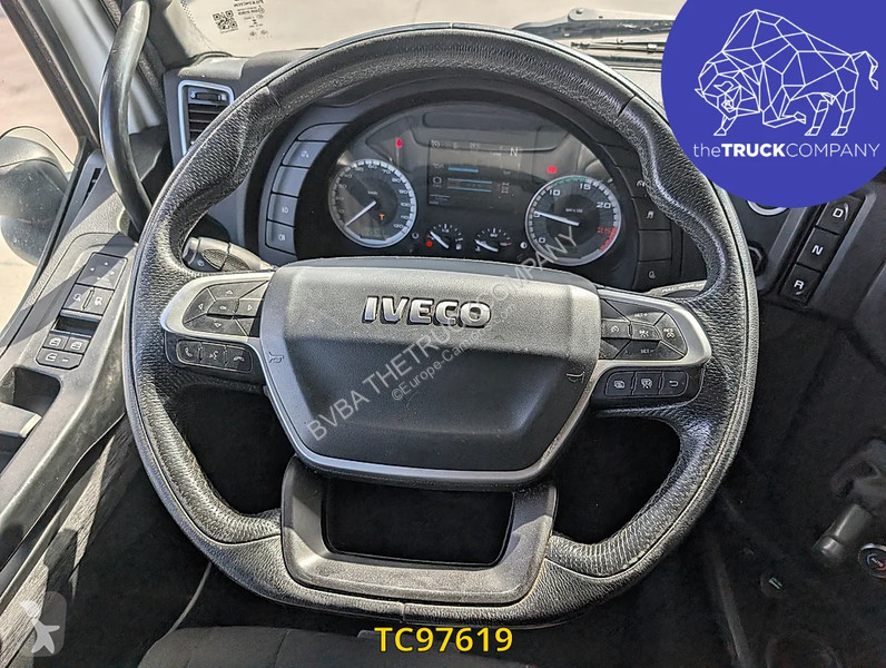 Iveco S-Way 420 tractor unit