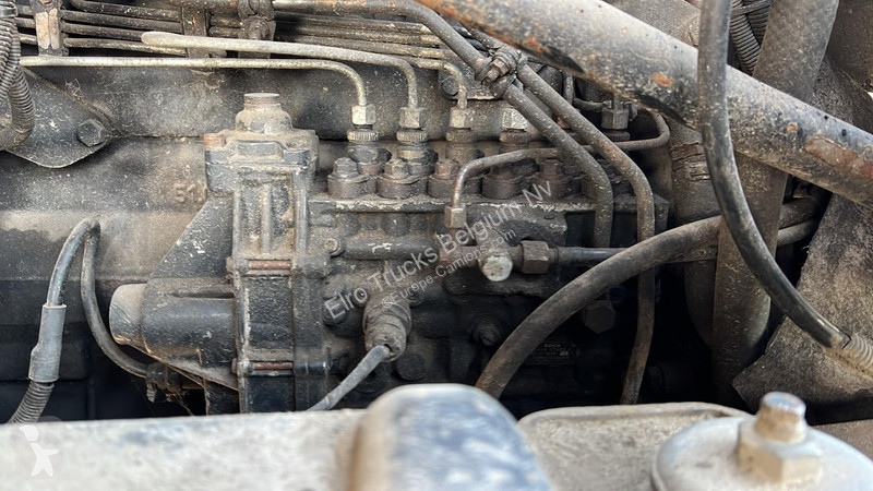 MAN (6 CYLINDER) tractor unit