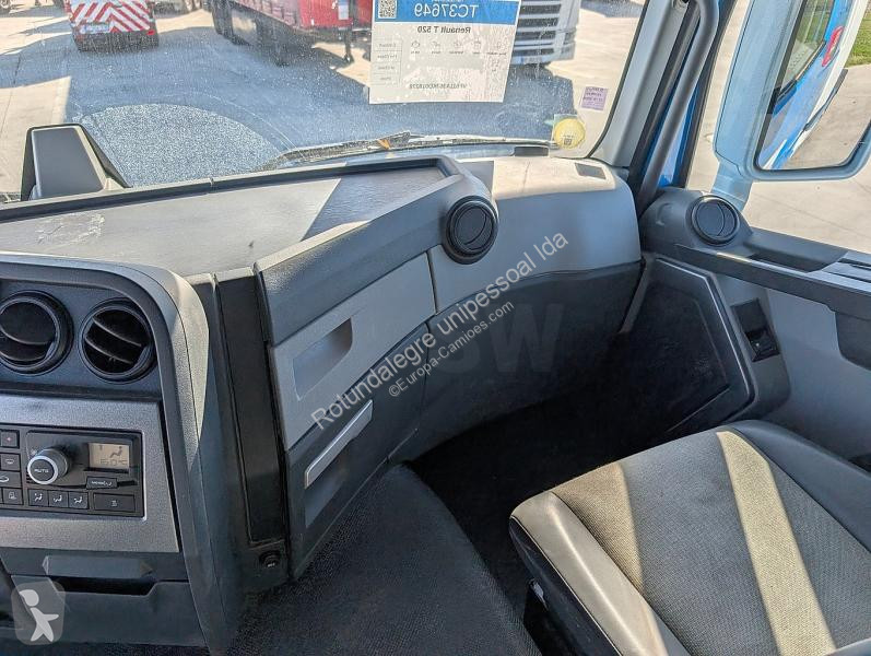 Renault  T520 tractor unit