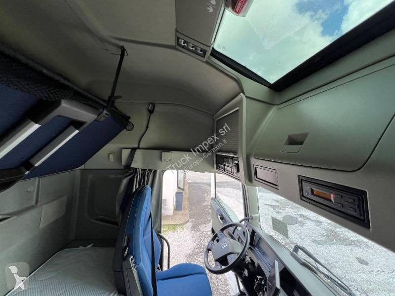 Tahač Volvo 500 Globetrotter XL