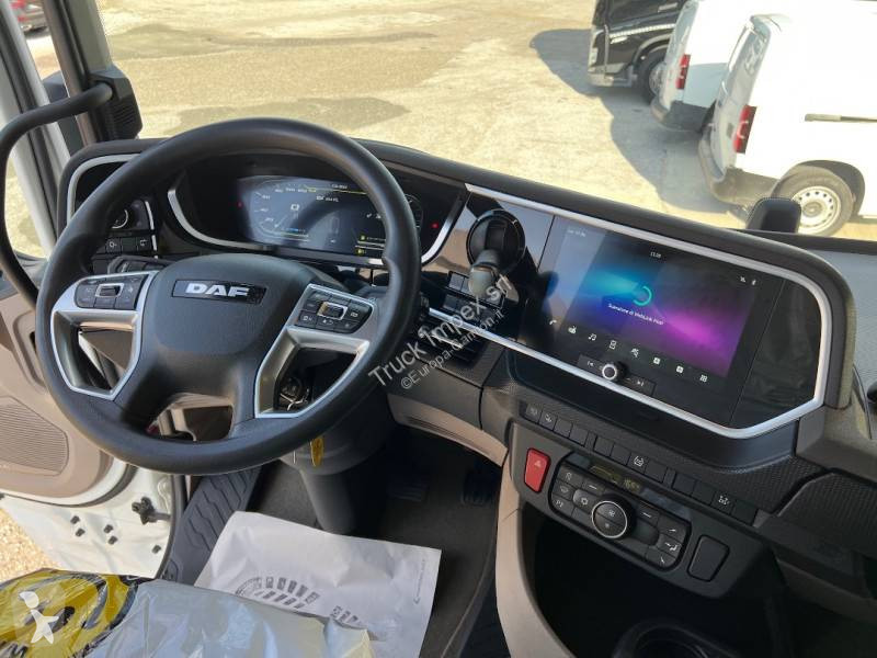 DAF 480 tractor unit