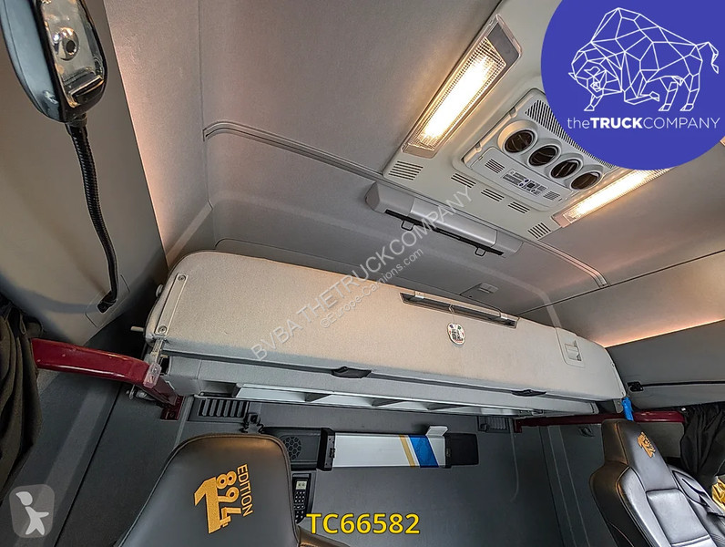 Renault T 520 tractor unit